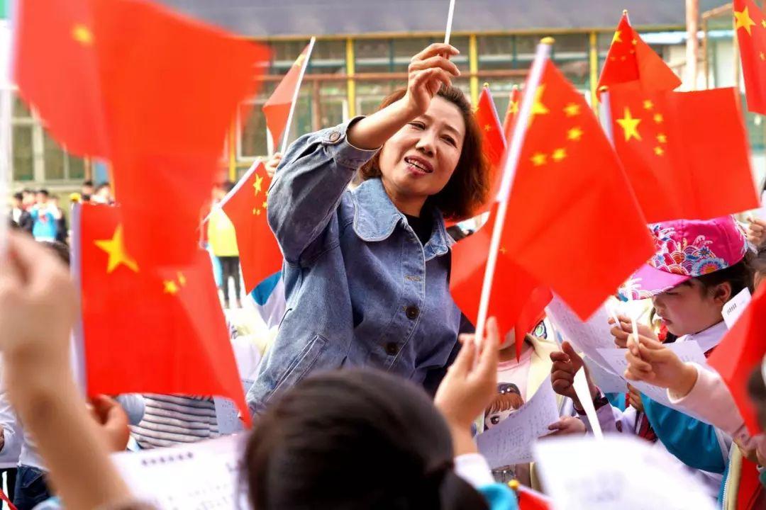 卖东西如果想多赚钱，就是多说一句话的事情吗？游戏画面