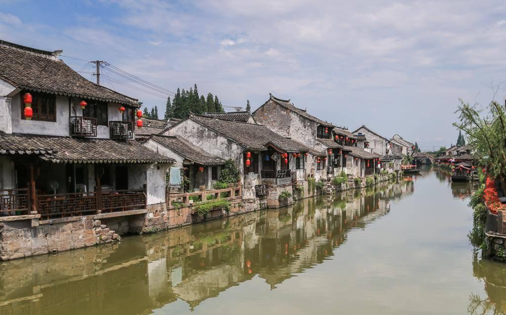 老旧的停车场3